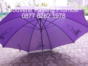 Payung standar ungu